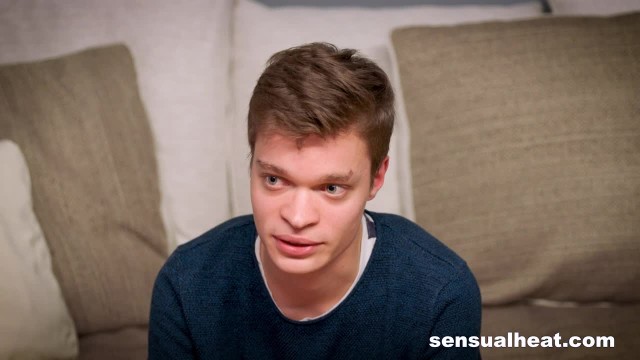 Превью Юноше досталась очень опытная любовница № 47202