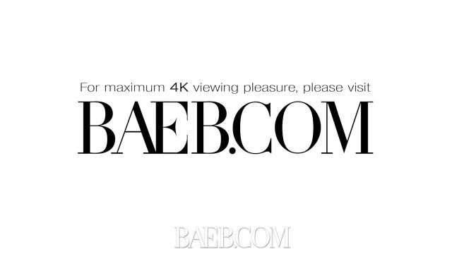 Превью Парень на кровати шпилит двух молоденьких № 7896